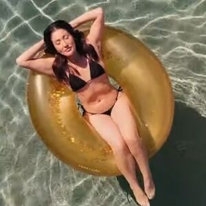 SUNNYLIFE Pool Ring Disco with Glitter